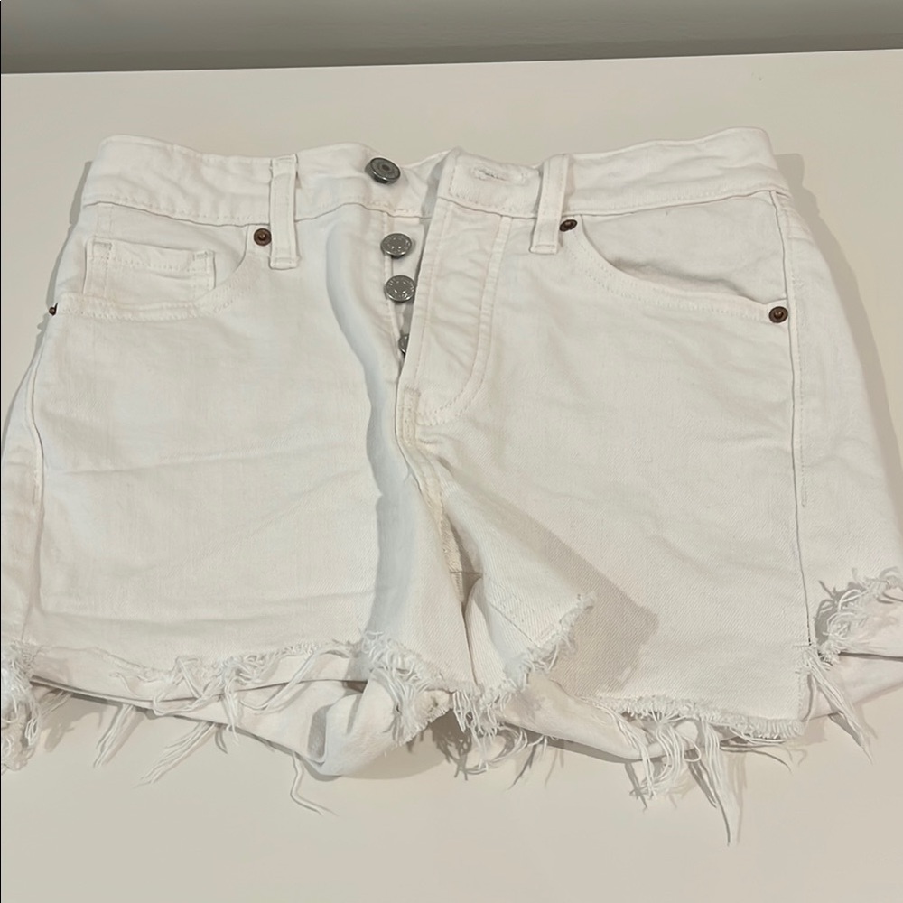 Old Navy Off-White Distressed Jean Shorts with Frayed Hem; worn once